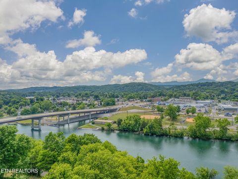 Tiny photo for 327 Rose St, Clinton, TN 37716 (MLS # 1341996)