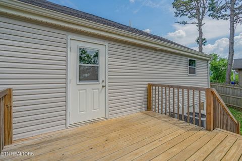 Tiny photo for 327 Rose St, Clinton, TN 37716 (MLS # 1341996)