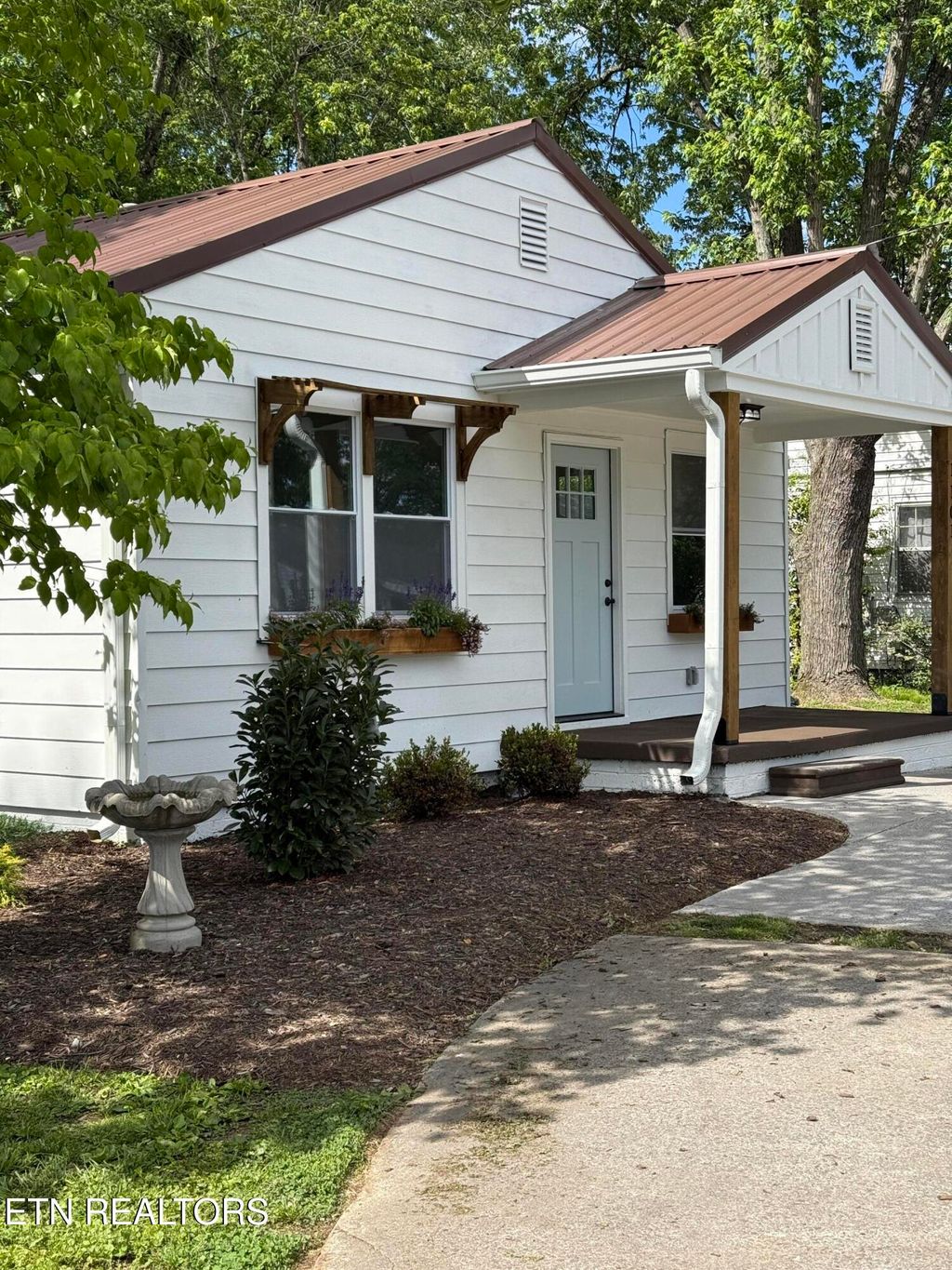 Photo of 1101 Cherry St, Alcoa, TN 37701 (MLS # 1300059)