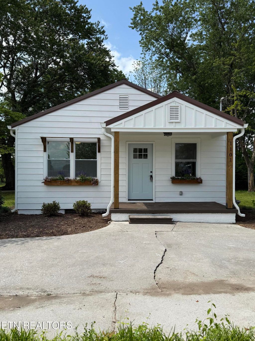 Photo of 1101 Cherry St, Alcoa, TN 37701 (MLS # 1300059)