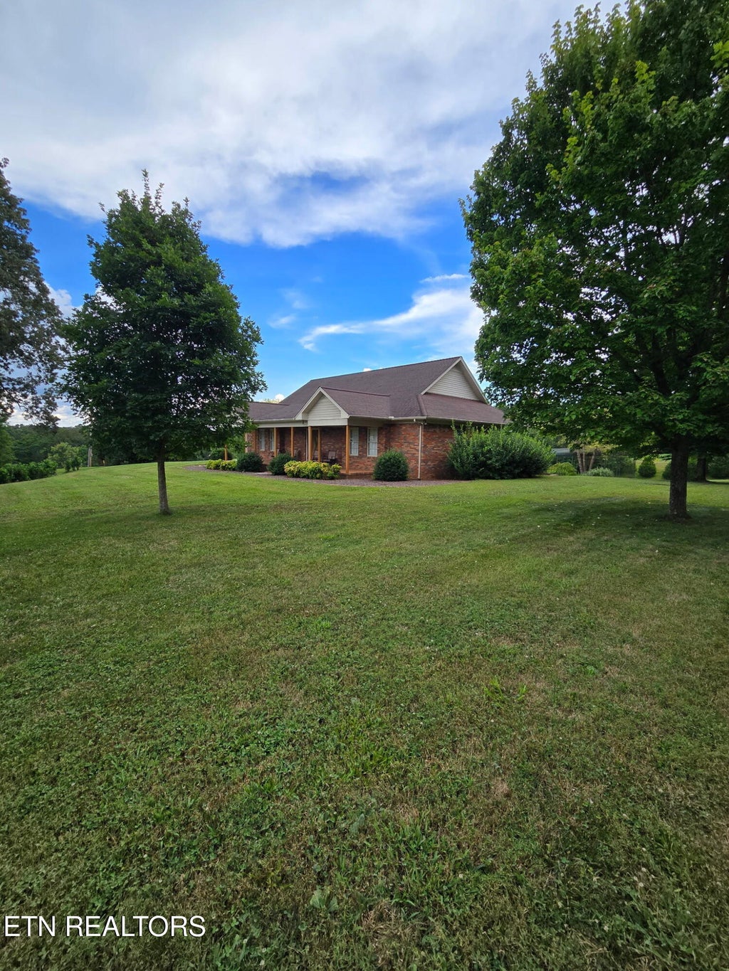 Photo of 845 McMinnville Hwy, Sparta, TN 38583 (MLS # 1349376)