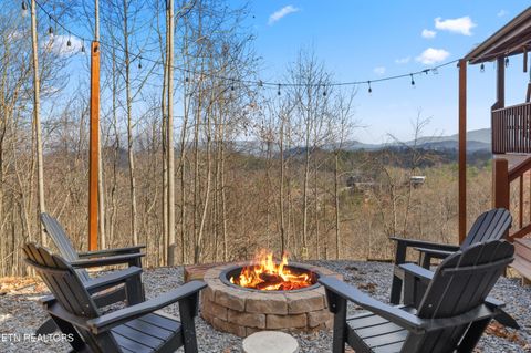 Tiny photo for 2458 Majestic View Way, Sevierville, TN 37862 (MLS # 1325797)