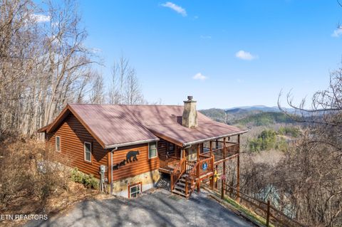 Tiny photo for 2458 Majestic View Way, Sevierville, TN 37862 (MLS # 1325797)