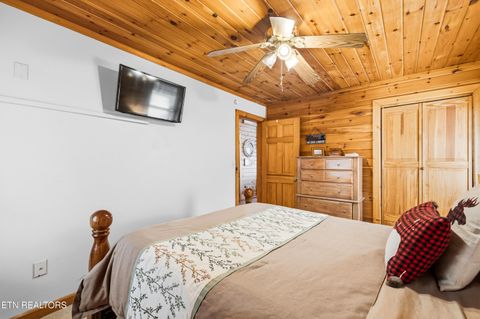 Tiny photo for 2458 Majestic View Way, Sevierville, TN 37862 (MLS # 1325797)