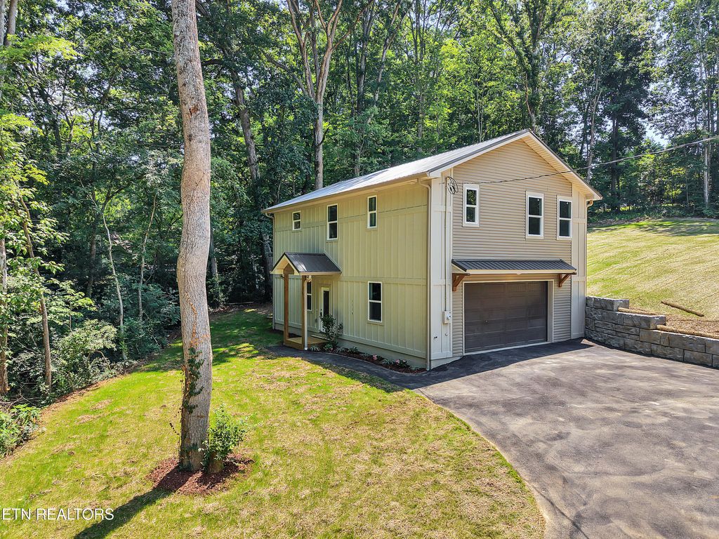 Photo of 1119 Chris Wood Drive, Seymour, TN 37865 (MLS # 1346150)