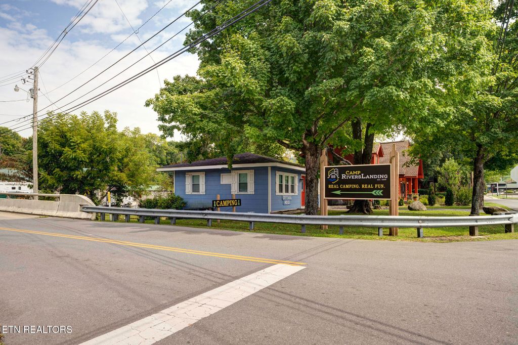 Photo of 4001 S River Rd, Pigeon Forge, TN 37863 (MLS # 1315703)