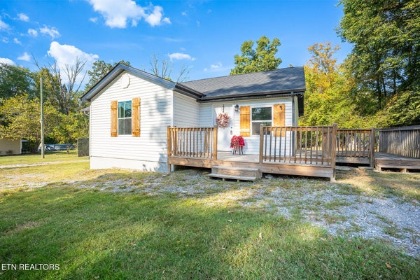 7808 STALEY LN, CORRYTON, TN 37721 - Image b3e83ddea0f317a1789fc7b207abbbdf/437100123