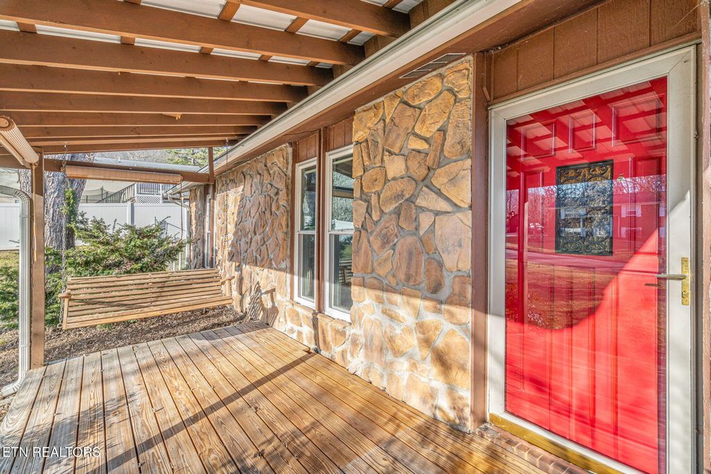 Photo of 6546 W Garwood Circle, Knoxville, TN 37918 (MLS # 1323984)