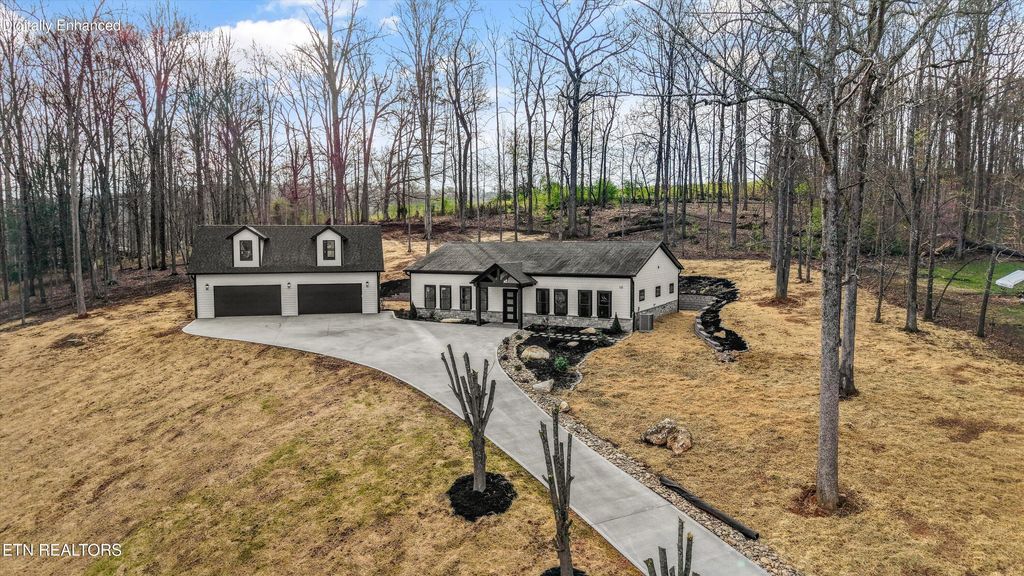 Photo of 710 Knight Rd, Knoxville, TN 37920 (MLS # 1333494)