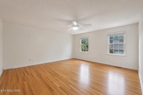 Tiny photo for 109 Crestview Lane, Oak Ridge, TN 37830 (MLS # 1350523)