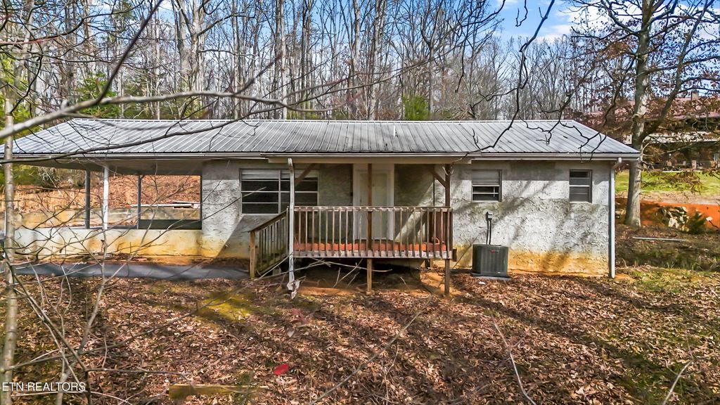 Photo of 1360 Lower English Creek Rd, Newport, TN 37821 (MLS # 1333881)