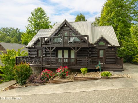 Photo of 314 Brown Wren Way, Gatlinburg, TN 37738 (MLS # 1342170)