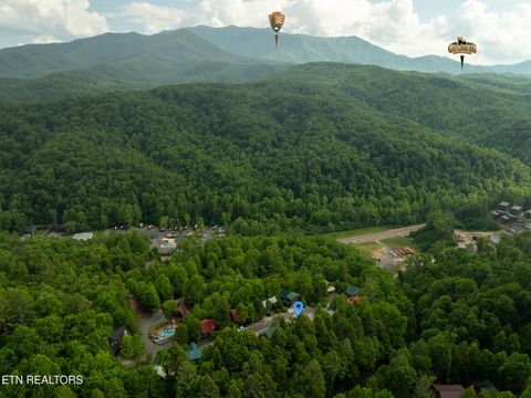 Tiny photo for 314 Brown Wren Way, Gatlinburg, TN 37738 (MLS # 1342170)