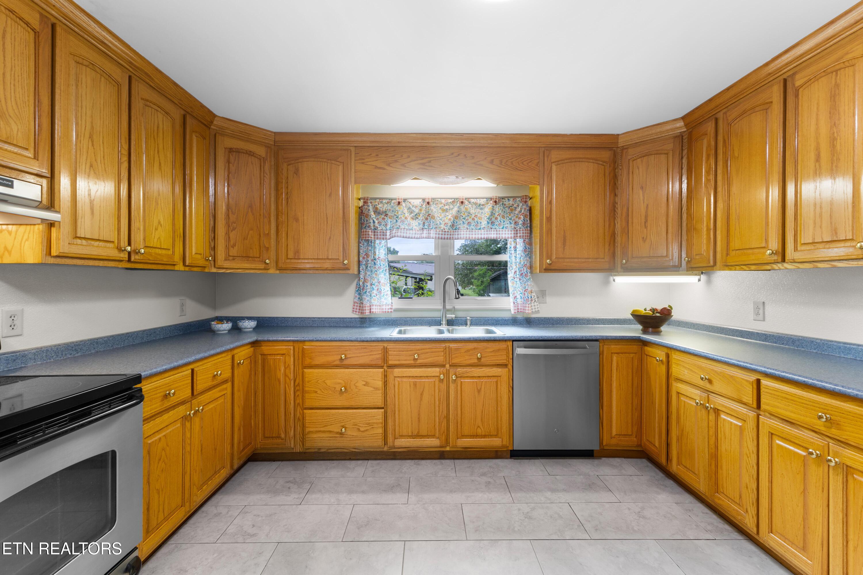 114 Buena Vista Ave
