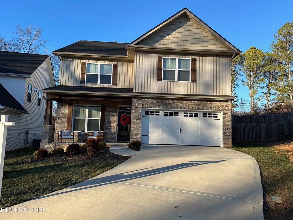 Photo of 3028 Spencer Ridge Lane, Knoxville, TN 37931 (MLS # 1278393)