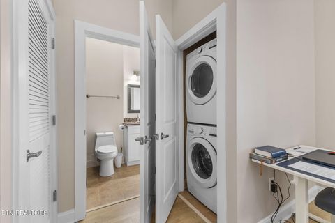 Tiny photo for 445 W Blount Ave #105, Knoxville, TN 37920 (MLS # 1337093)