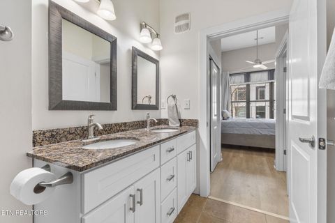 Tiny photo for 445 W Blount Ave #105, Knoxville, TN 37920 (MLS # 1337093)