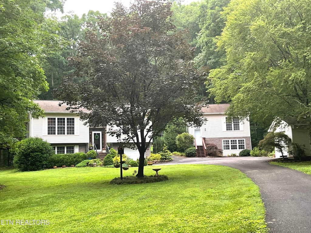 Photo of 630632 Bush Rd, Clinton, TN 37716 (MLS # 1304968)