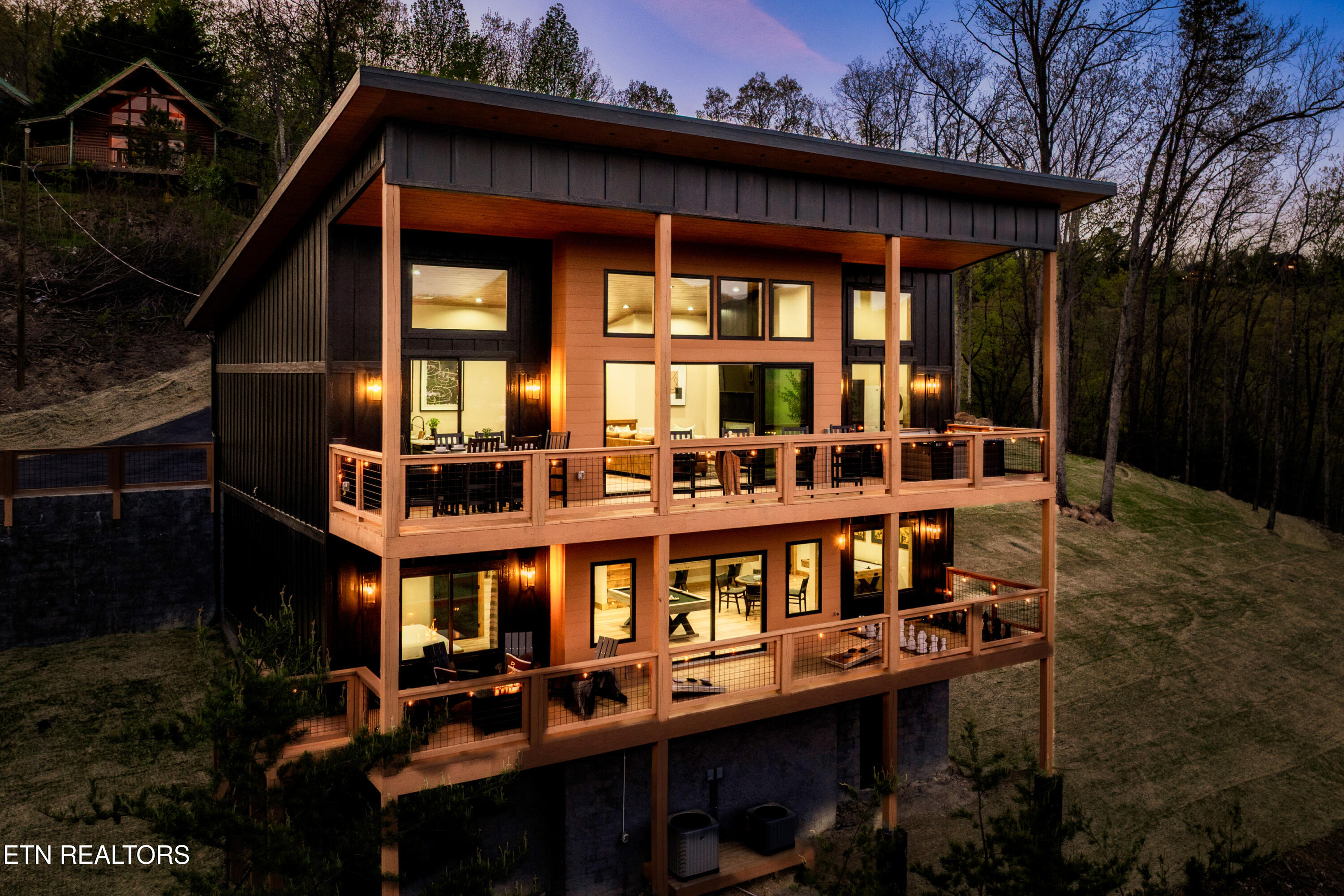 2638 Whipoorwill Hill Way