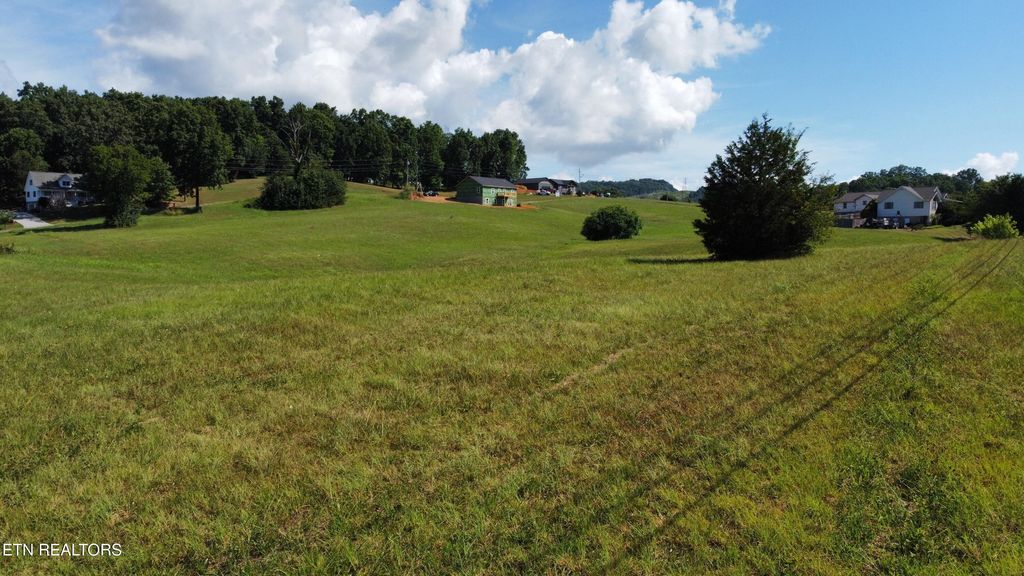 Photo of 5 Rolling Hills Estates, Rutledge, TN 37861 (MLS # 1308867)