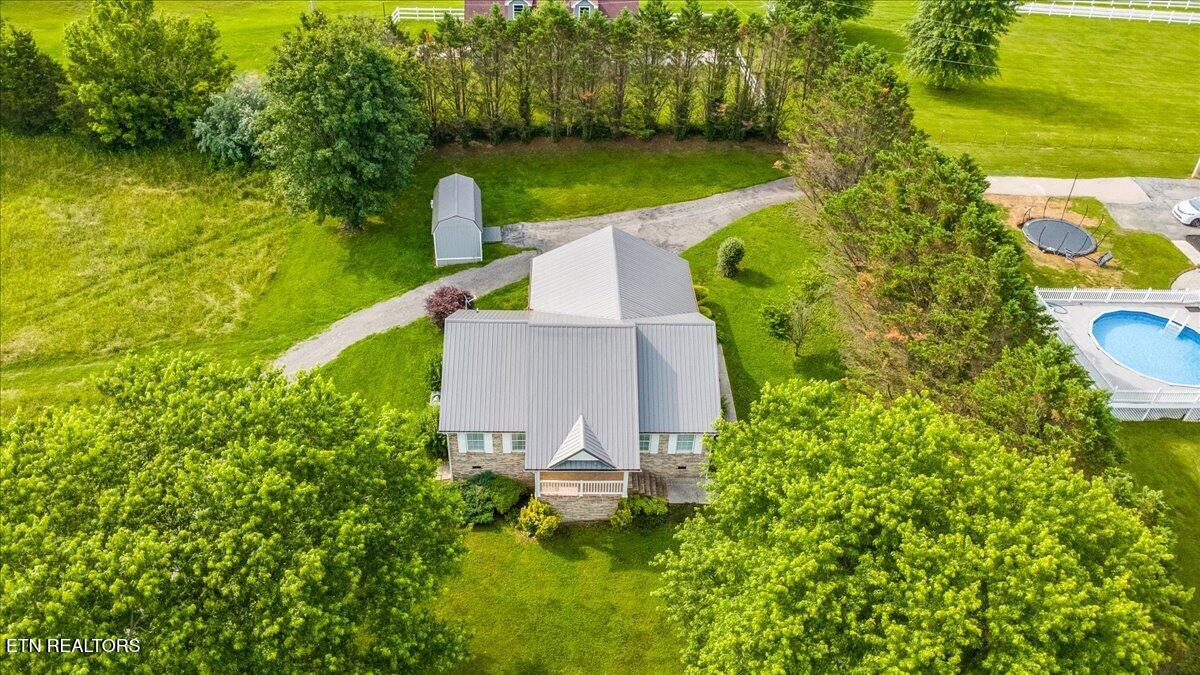 819 Island Ford Rd