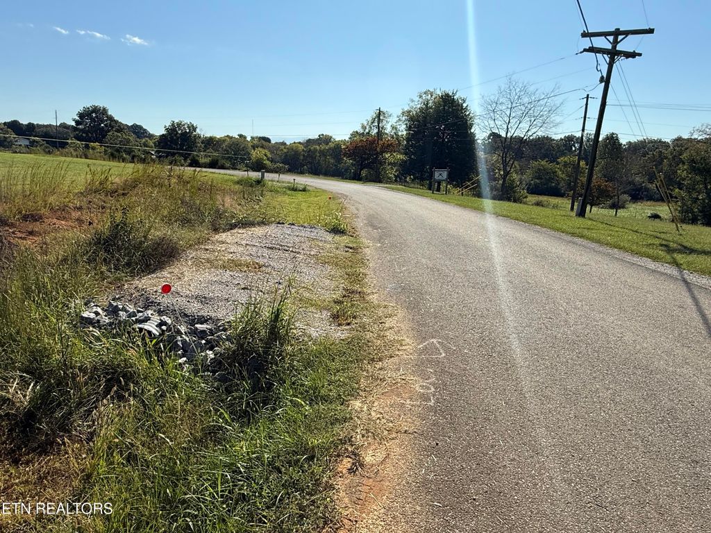 Photo of 230 Hill Loop, Madisonville, TN 37354 (MLS # 1317469)