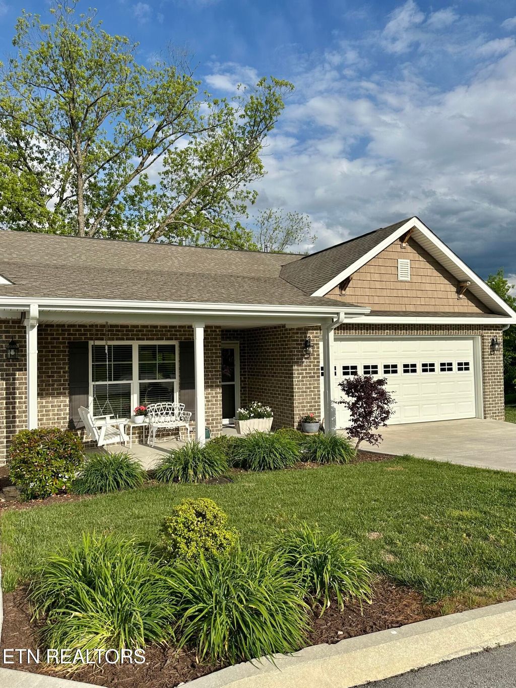 Photo of 146 Mayapple Way, Sevierville, TN 37862 (MLS # 1339847)