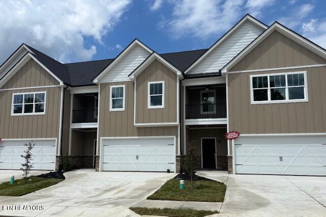 100 Lombardy Lane