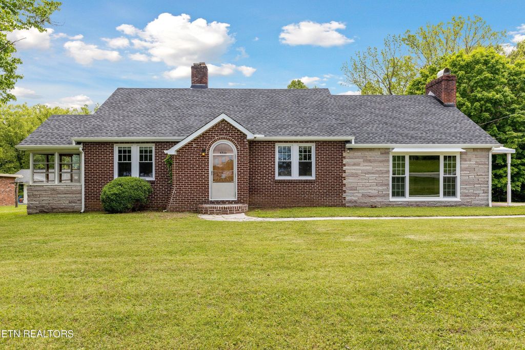 Photo of 9700 Strawberry Plains Pike, Strawberry Plains, TN 37871 (MLS # 1254910)