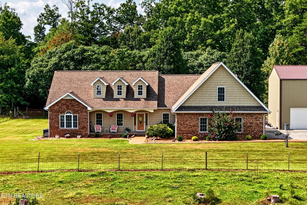 Photo of 1095 Flat Rock Rd, Sparta, TN 38583 (MLS # 1355265)
