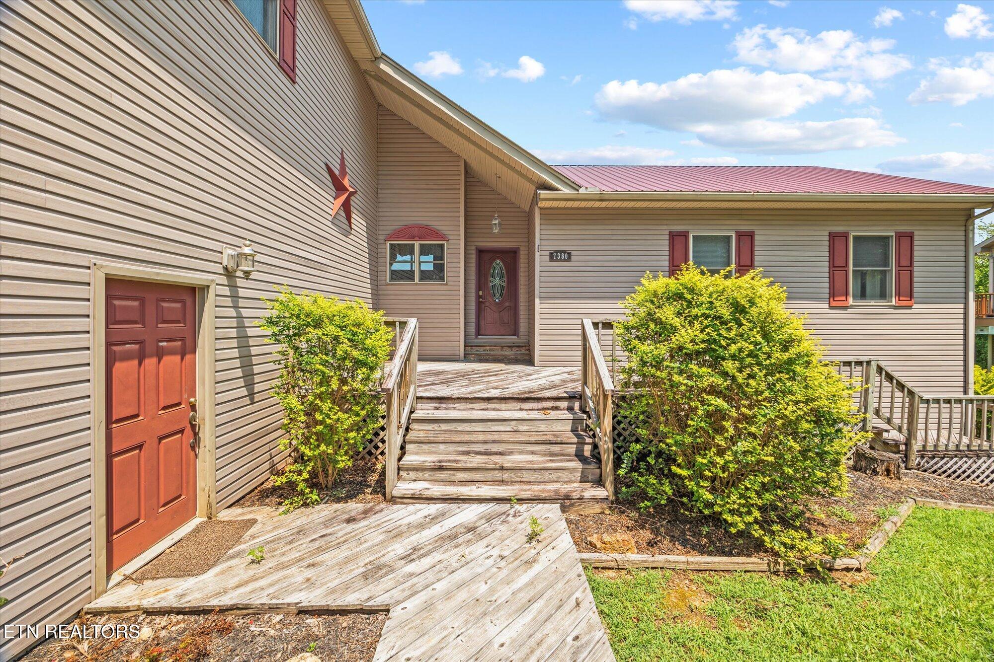 7380 Lillydale Rd
