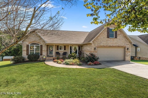 Photo of 2841 Misty Ridge Drive, Lenoir City, TN 37772 (MLS # 1355516)