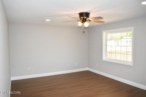 Tiny photo for 104 Chapel Ave, Sweetwater, TN 37874 (MLS # 1319938)