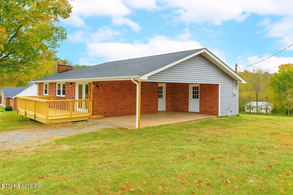 Photo of 104 Chapel Ave, Sweetwater, TN 37874 (MLS # 1319938)
