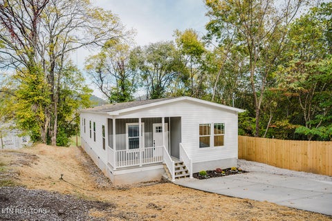 Photo of 933 Maryland Ave, Knoxville, TN 37921 (MLS # 1360535)