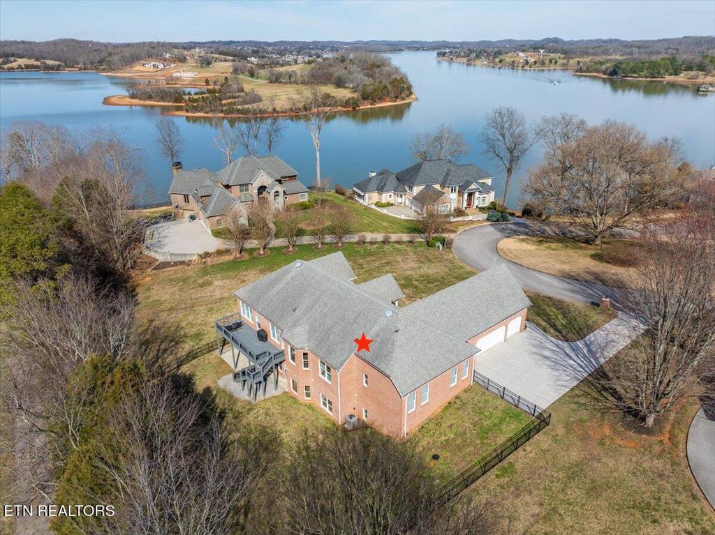 Photo of 3962 Logans Landing Circle, Louisville, TN 37777 (MLS # 1295212)