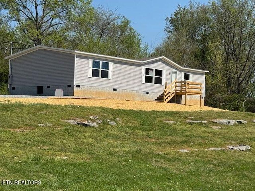 Photo of 149 Powell Valley School Rd, Speedwell, TN 37870 (MLS # 1335806)