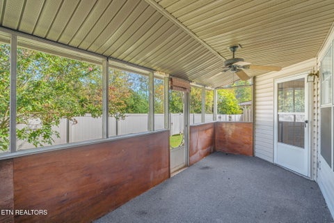 Tiny photo for 521 Ravenwood Drive, Maryville, TN 37801 (MLS # 1359551)