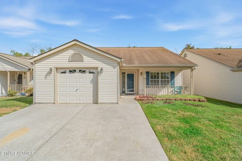 Photo of 521 Ravenwood Drive, Maryville, TN 37801 (MLS # 1359551)