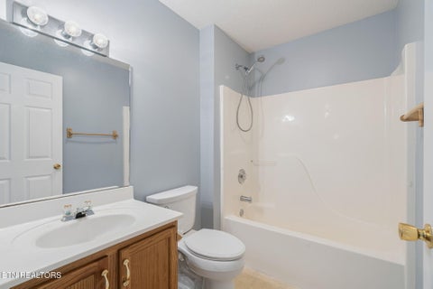 Tiny photo for 521 Ravenwood Drive, Maryville, TN 37801 (MLS # 1359551)