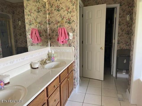 Tiny photo for 244 Kensington Court, Morristown, TN 37814 (MLS # 1337456)