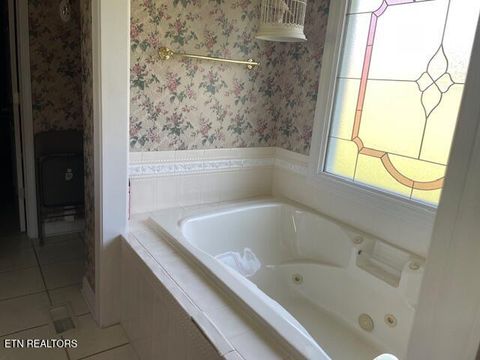 Tiny photo for 244 Kensington Court, Morristown, TN 37814 (MLS # 1337456)