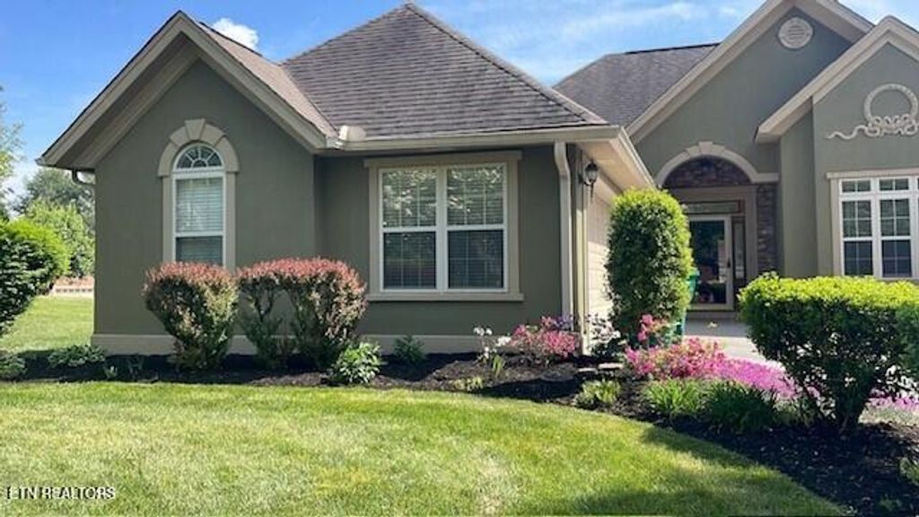 Photo of 244 Kensington Court, Morristown, TN 37814 (MLS # 1337456)