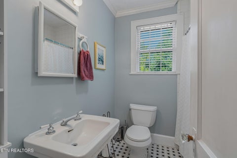 Tiny photo for 1731 Emoriland Blvd, Knoxville, TN 37917 (MLS # 1355689)