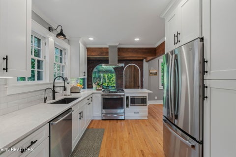Tiny photo for 1731 Emoriland Blvd, Knoxville, TN 37917 (MLS # 1355689)