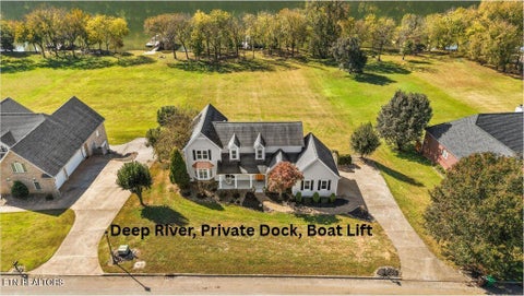 Photo of 320 Rivers Edge Drive, Loudon, TN 37774 (MLS # 1360411)