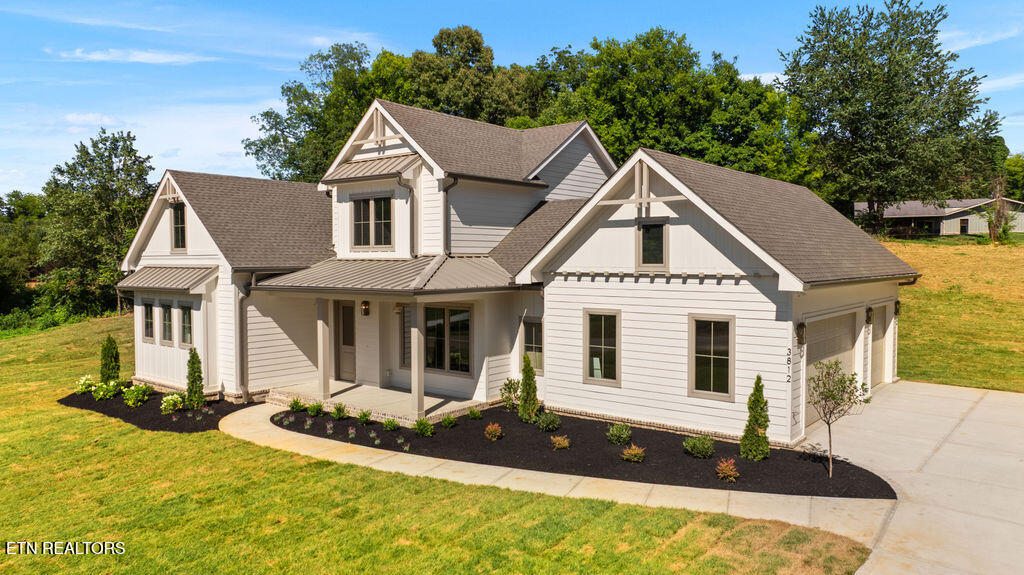 3812 Lakeside Estates Way