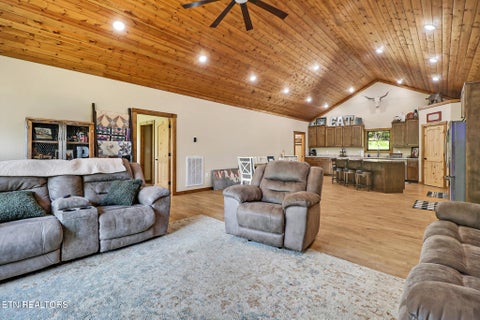 Tiny photo for 715 Crab Mountain Rd, Jamestown, TN 38556 (MLS # 1355551)
