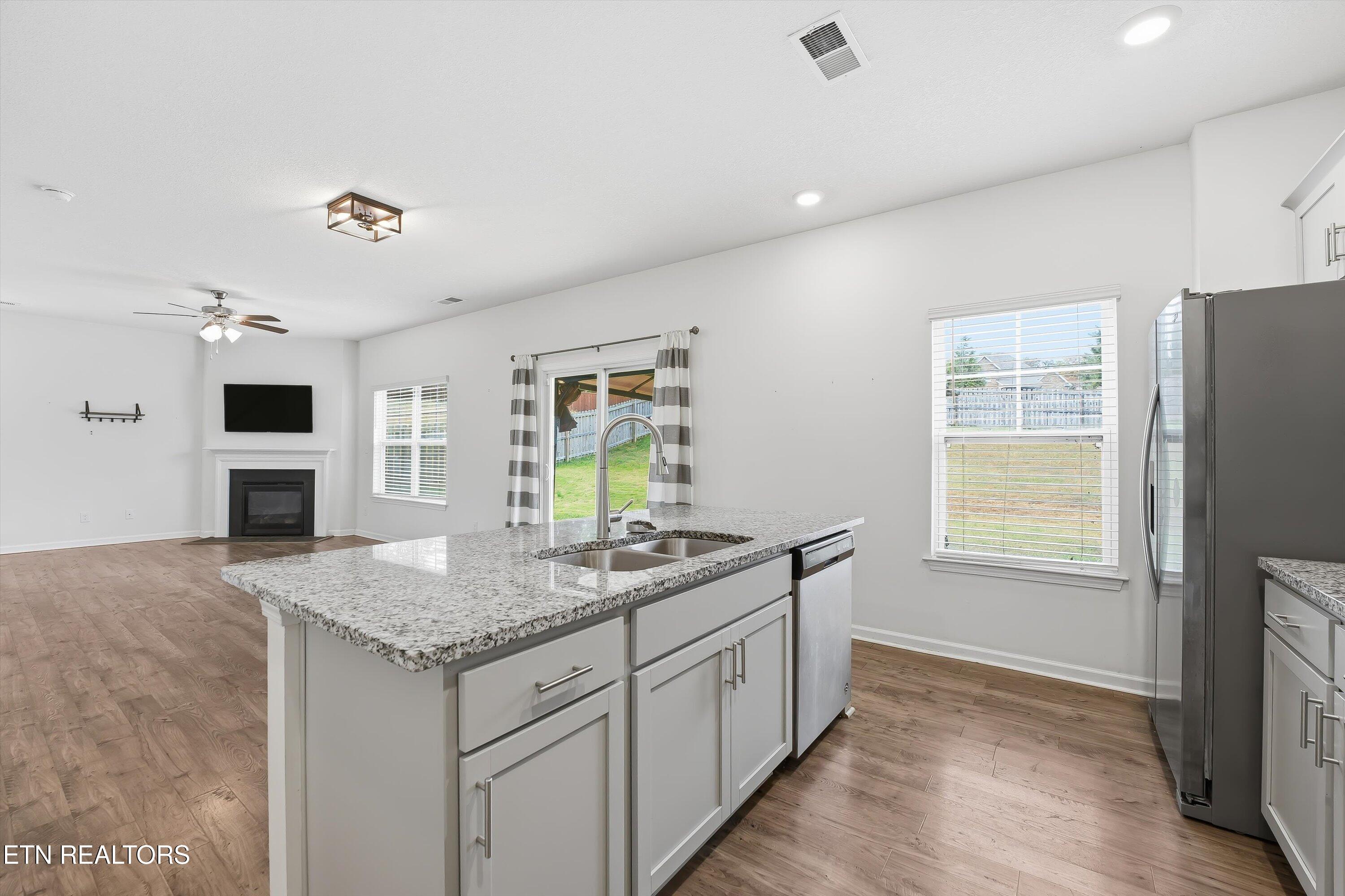 557 Smoky Valley Lane