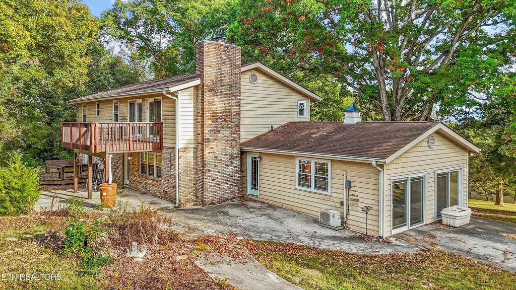 Photo of 2912 Lovingood Way, Maryville, TN 37801 (MLS # 1319350)